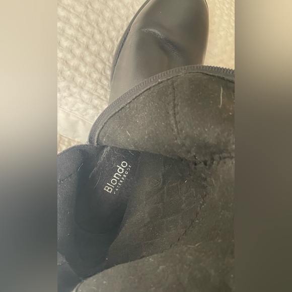 Blondo women's tall leather boots, low heel. - Picture 11 of 13